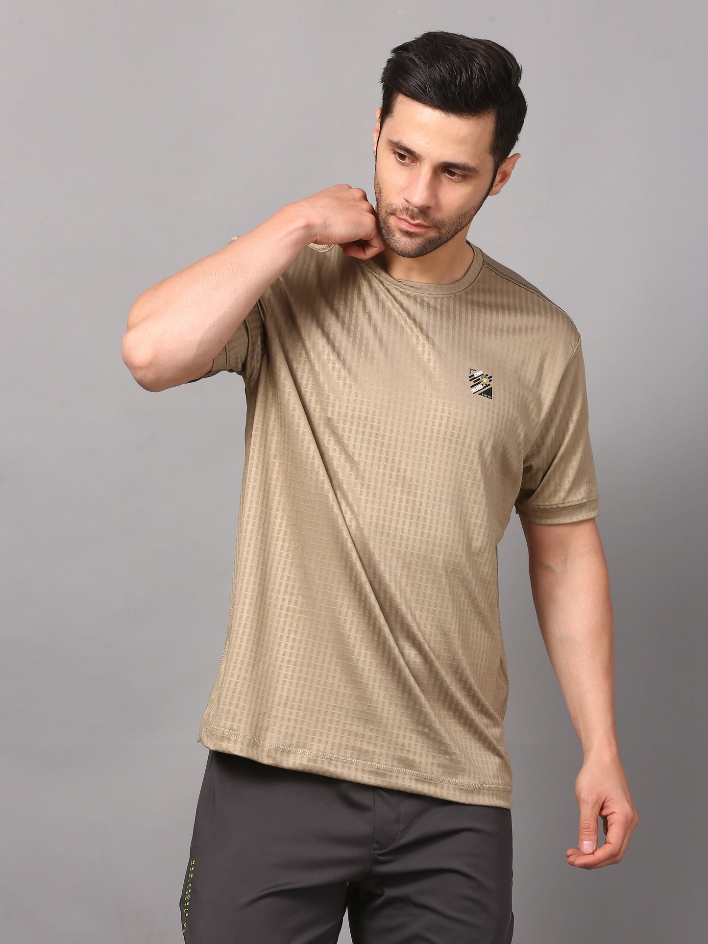 Casual Everyday Tee for Men Round Neck T-Shirt