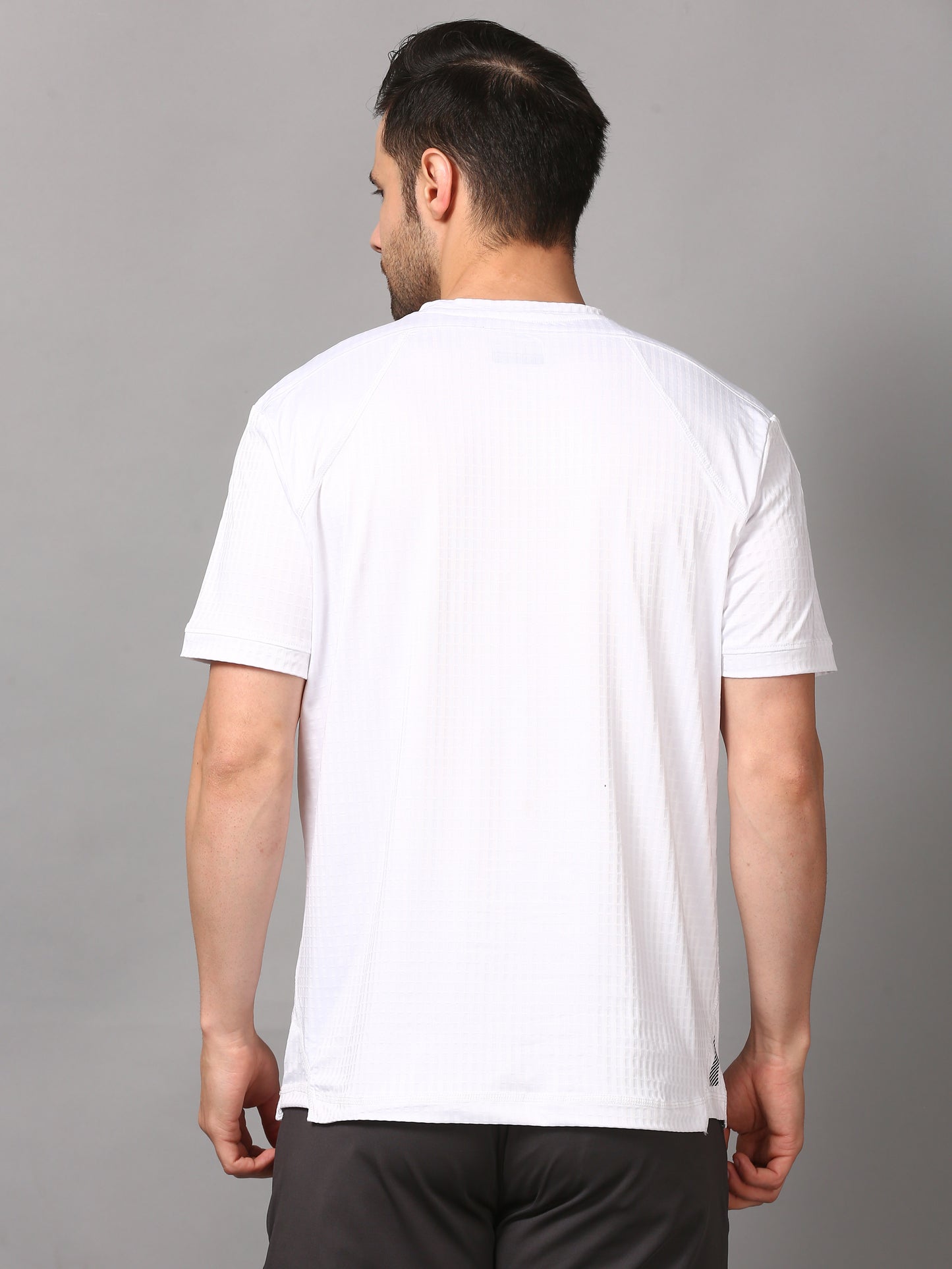 Casual Everyday Tee for Men Round Neck T-Shirt